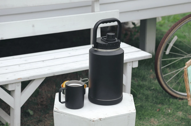 Insulated Water Jug FAQs